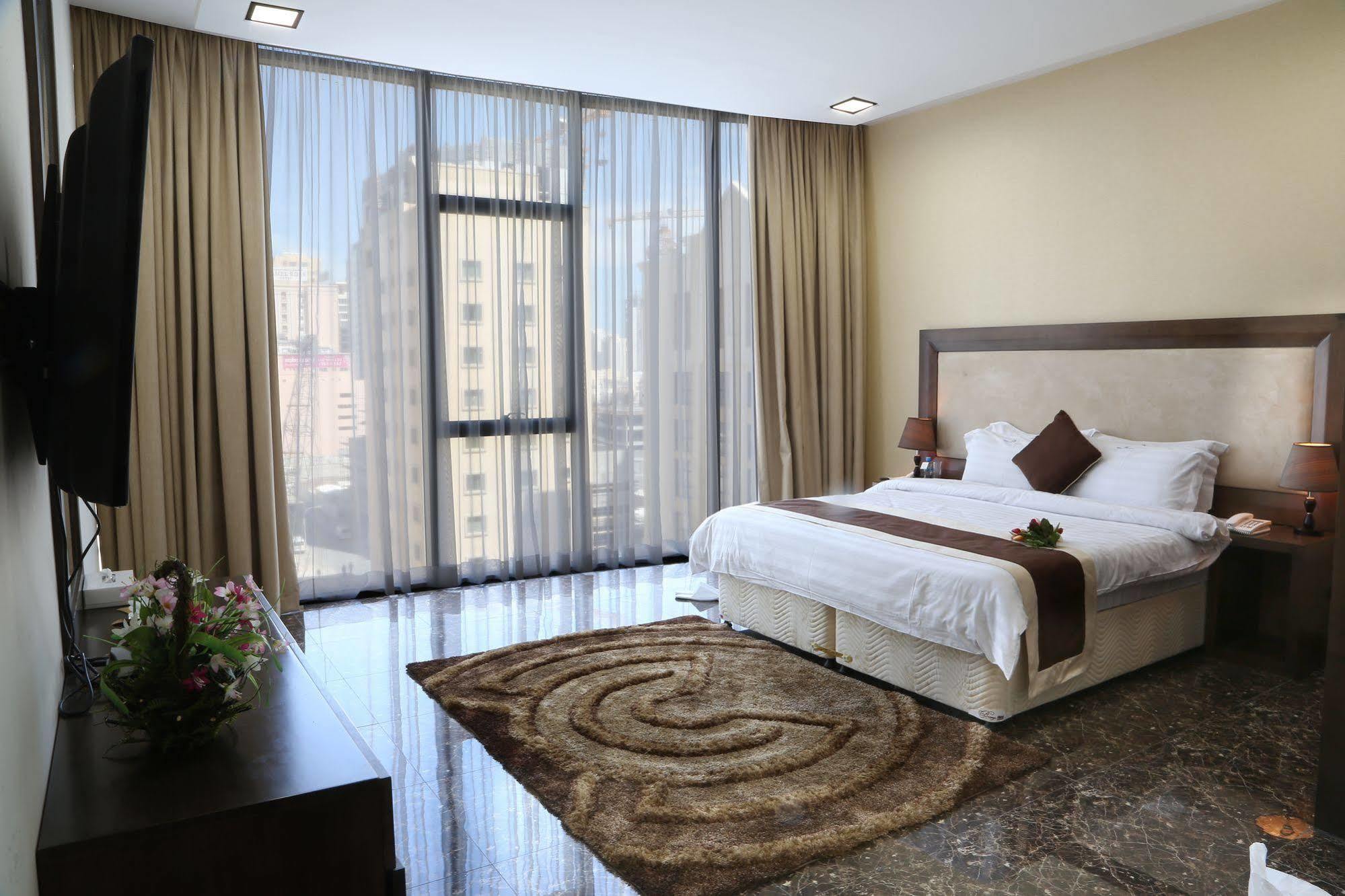 Belle Tower Luxury Apartments Manama Eksteriør billede
