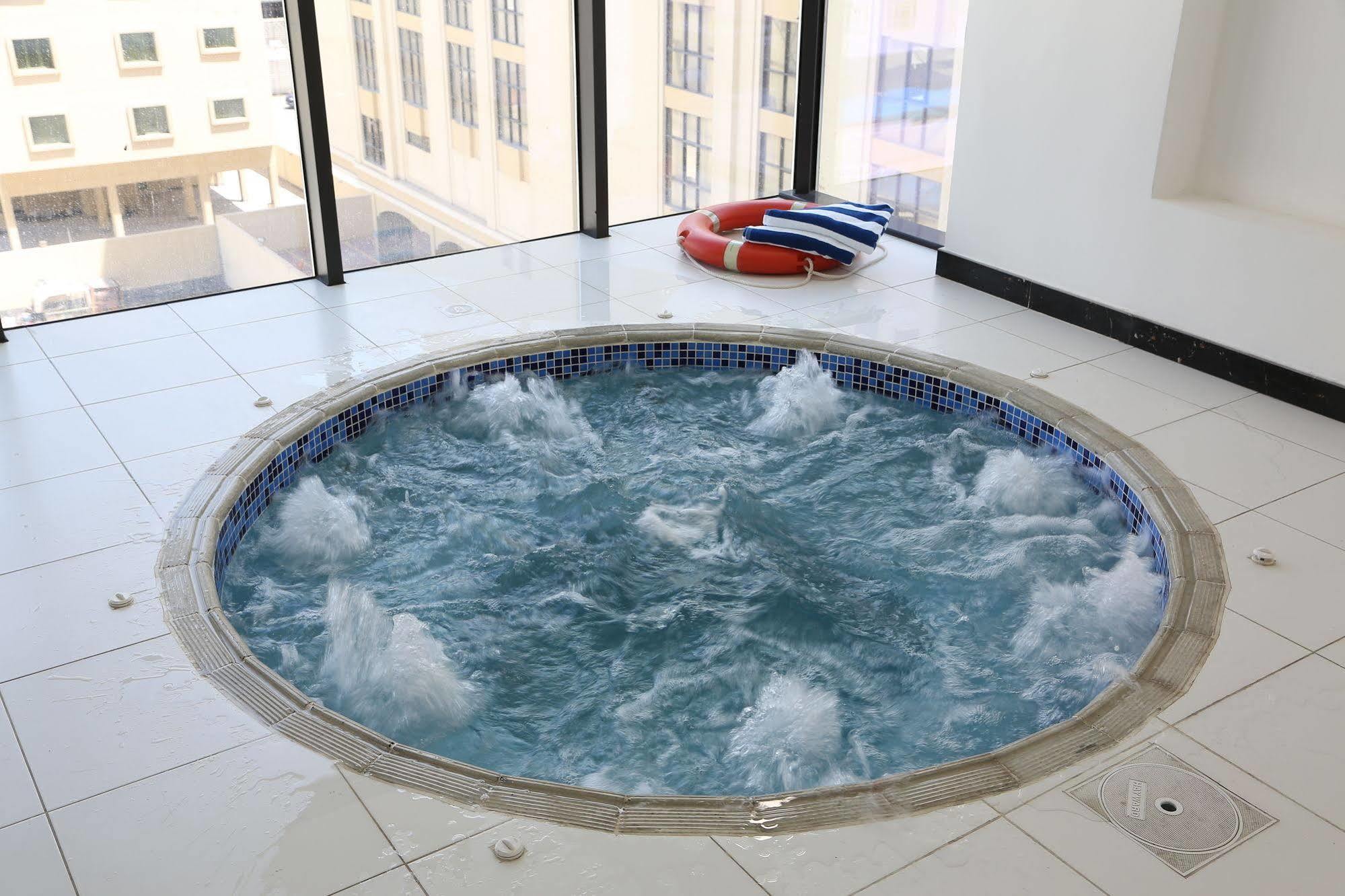 Belle Tower Luxury Apartments Manama Eksteriør billede